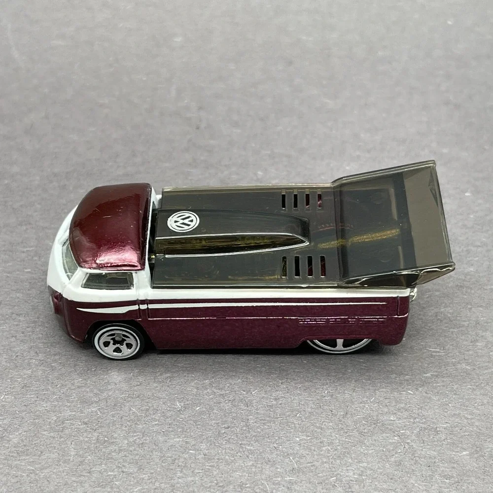 Hot Wheels Customized Volkswagen VW Drag Truck Spectraflame Paint‎ Purple 1/64